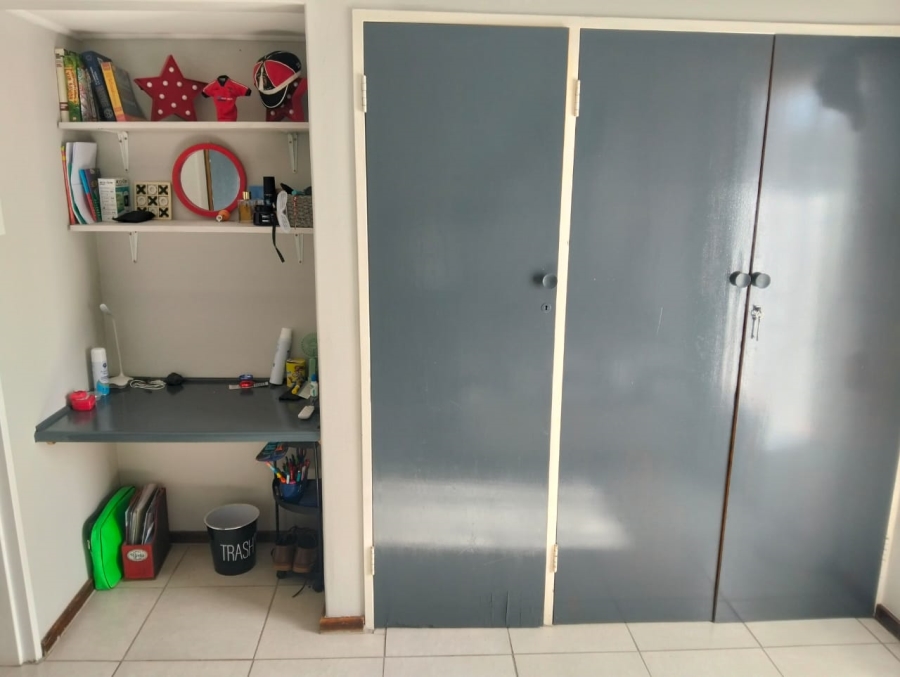 2 Bedroom Property for Sale in Flamwood North West